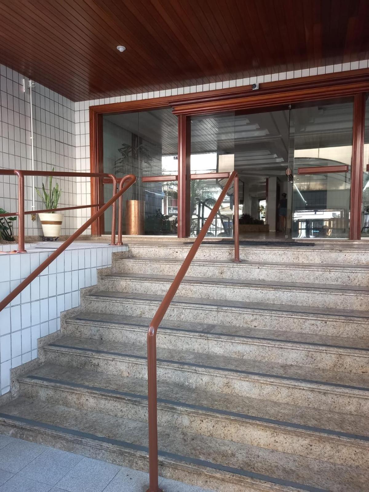 Apartamento E Sala Boqueirao Quadra Da
